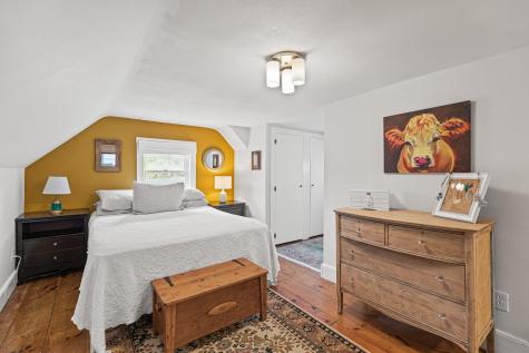 199 Gray Road Falmouth ME 04105