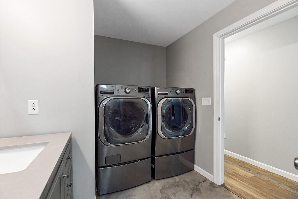 38 Deer Ridge Lane Windsor ME 04363