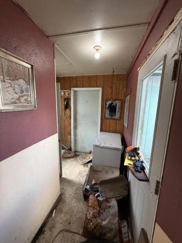 19 Perry Street Lincoln ME 04457