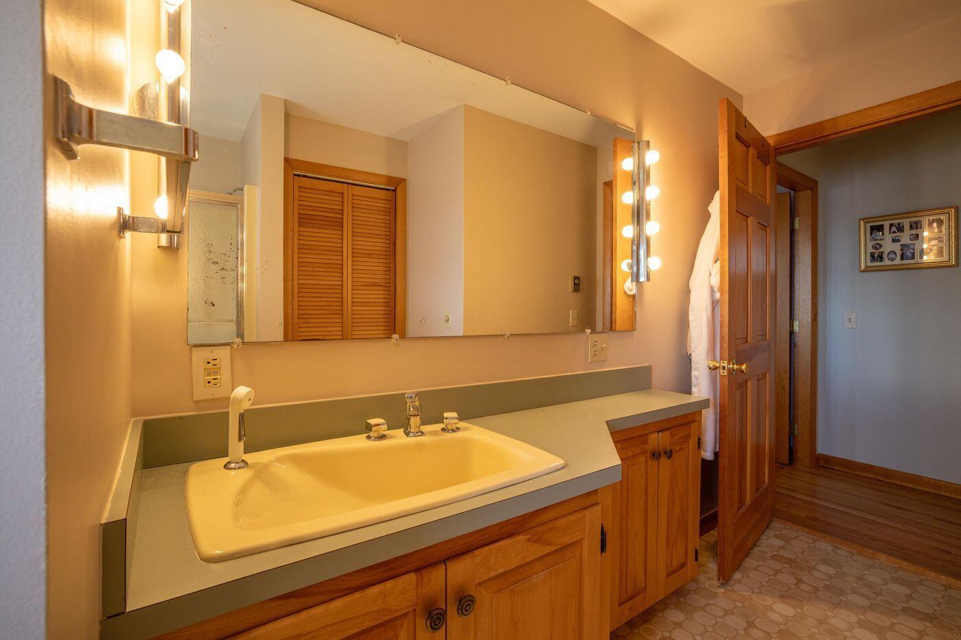 42 Nutting Lane Trenton ME 04605