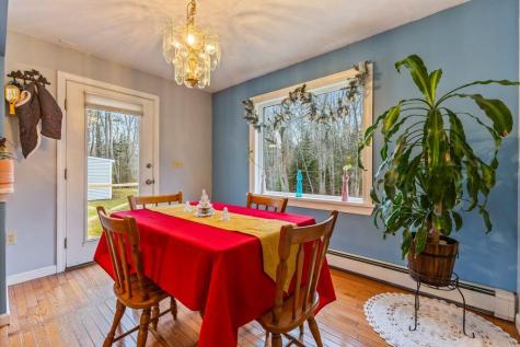 32 Grant Road Freeport ME 04032