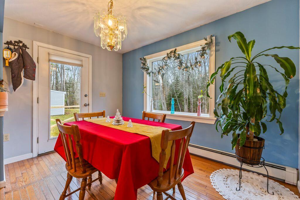 32 Grant Road Freeport ME 04032