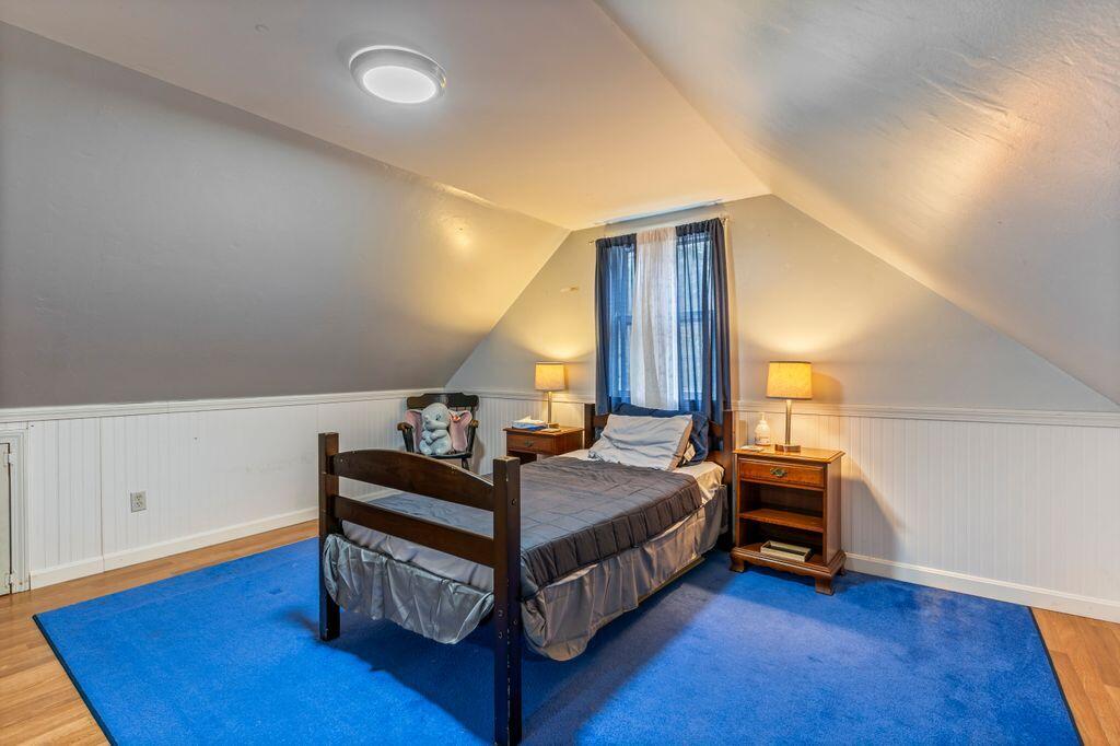 32 Grant Road Freeport ME 04032