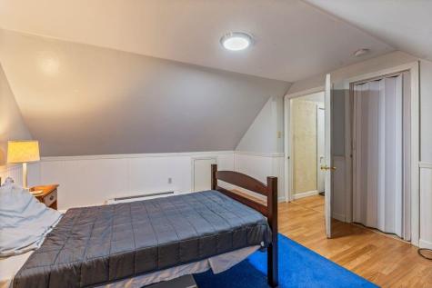 32 Grant Road Freeport ME 04032