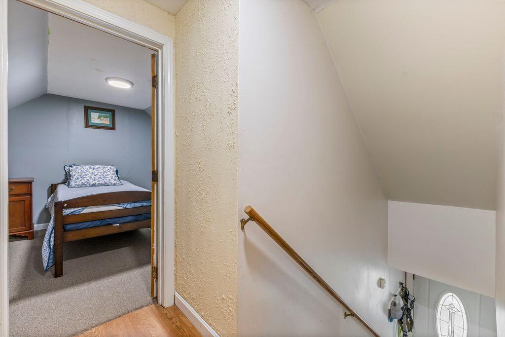 32 Grant Road Freeport ME 04032