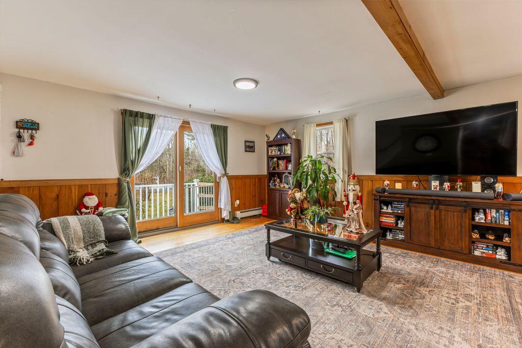 32 Grant Road Freeport ME 04032