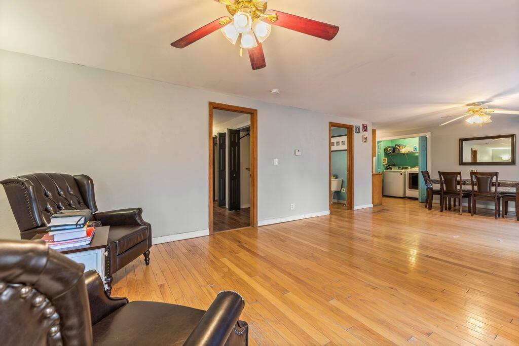 32 Grant Road Freeport ME 04032