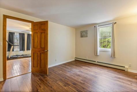 32 Grant Road Freeport ME 04032