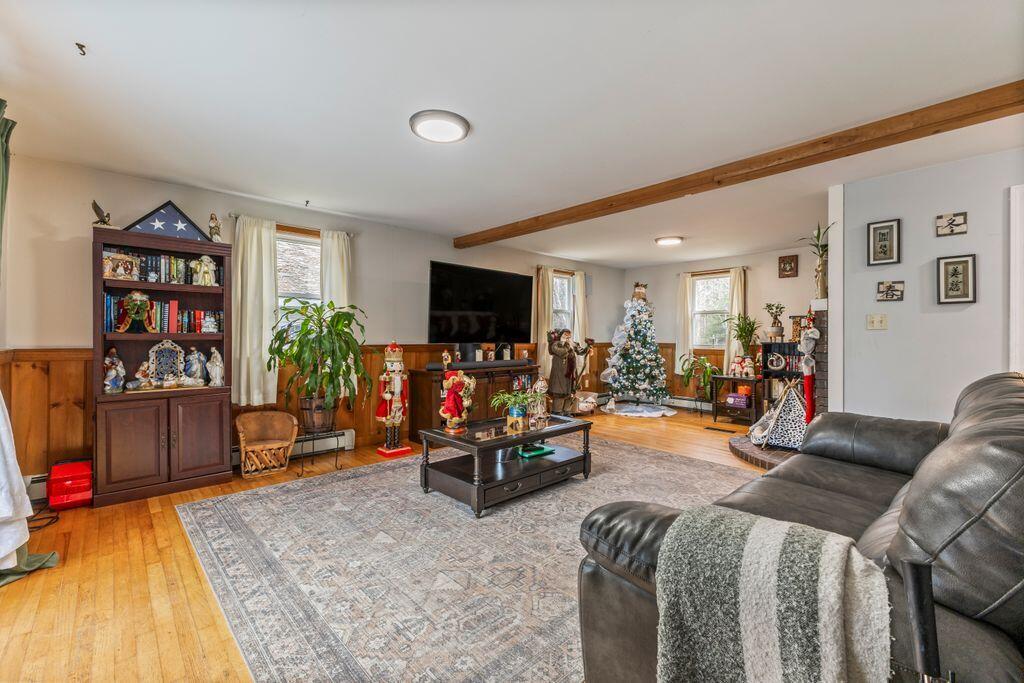 32 Grant Road Freeport ME 04032