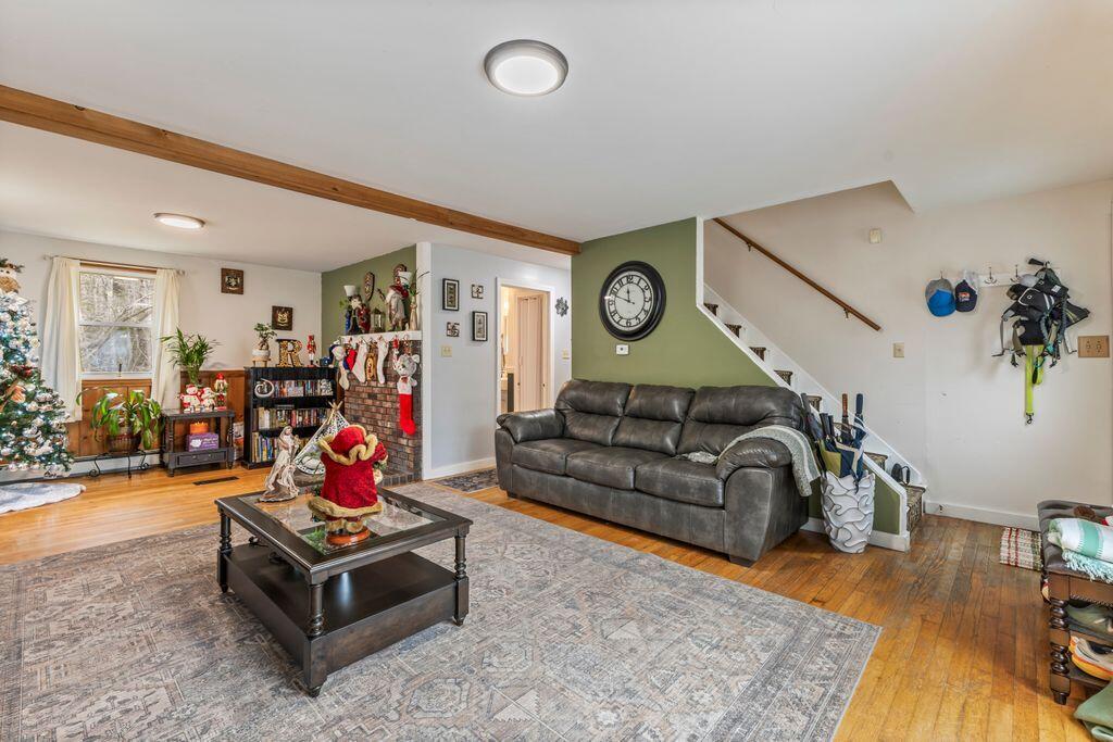 32 Grant Road Freeport ME 04032