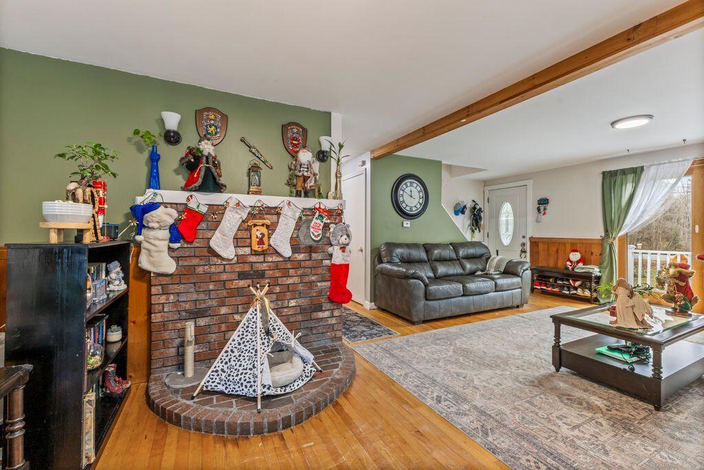 32 Grant Road Freeport ME 04032