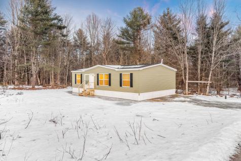 10 Short Street Winthrop ME 04364