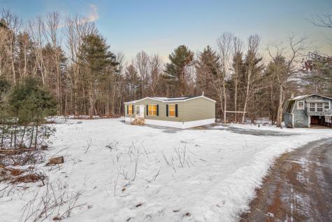 10 Short Street Winthrop ME 04364