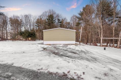 10 Short Street Winthrop ME 04364