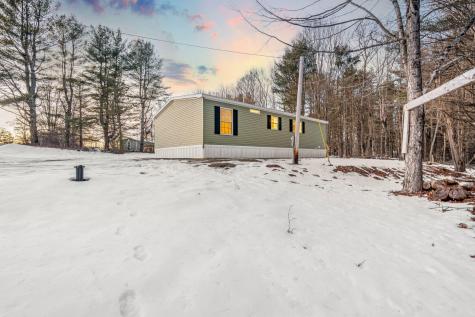 10 Short Street Winthrop ME 04364