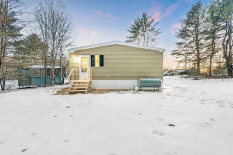 10 Short Street Winthrop ME 04364