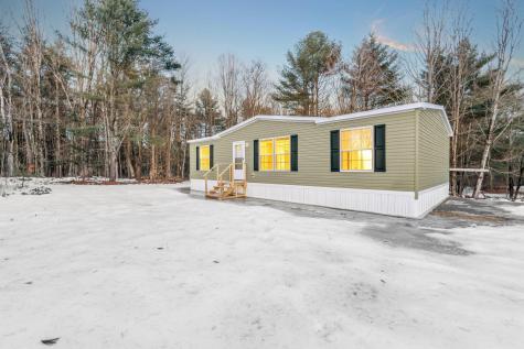 10 Short Street Winthrop ME 04364