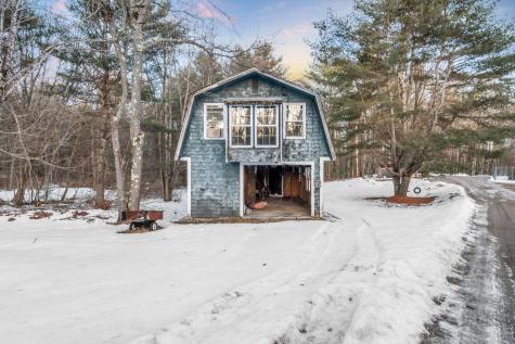 10 Short Street Winthrop ME 04364