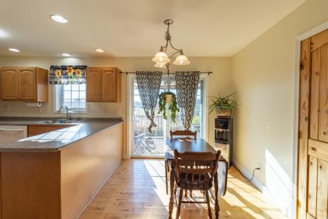 15 Lubear Way Auburn ME 04210