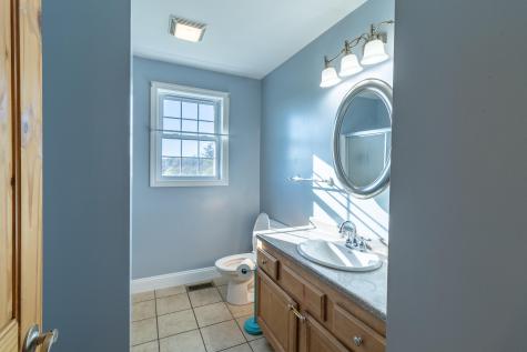 15 Lubear Way Auburn ME 04210