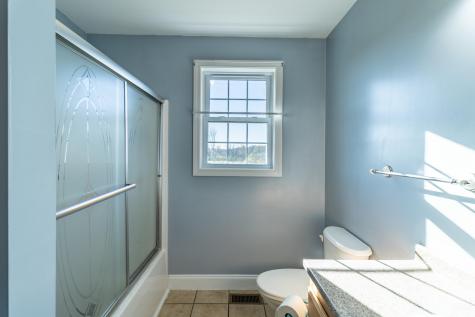15 Lubear Way Auburn ME 04210
