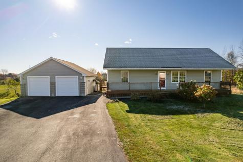 15 Lubear Way Auburn ME 04210