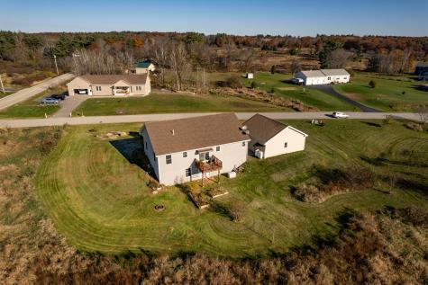 15 Lubear Way Auburn ME 04210