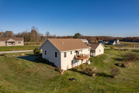 15 Lubear Way Auburn ME 04210