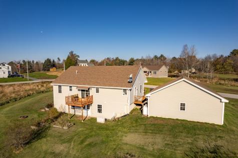 15 Lubear Way Auburn ME 04210