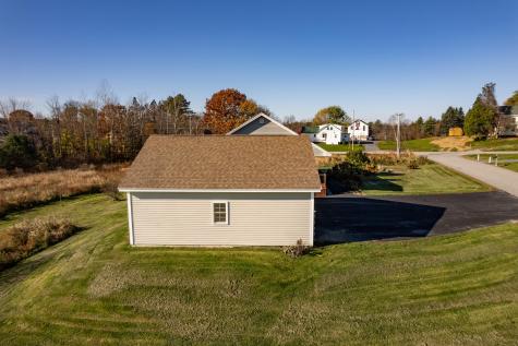 15 Lubear Way Auburn ME 04210