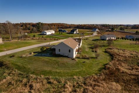 15 Lubear Way Auburn ME 04210