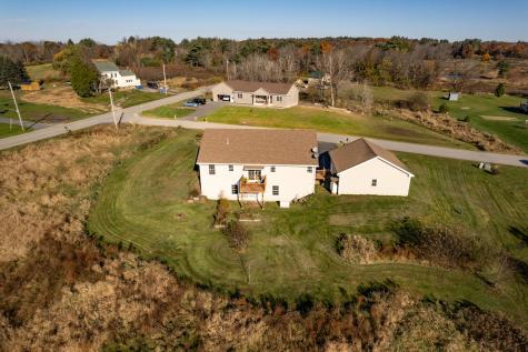 15 Lubear Way Auburn ME 04210