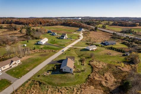 15 Lubear Way Auburn ME 04210