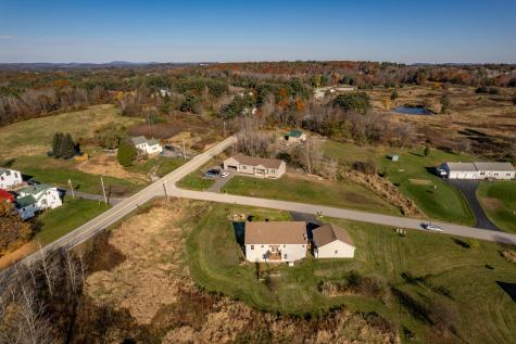 15 Lubear Way Auburn ME 04210