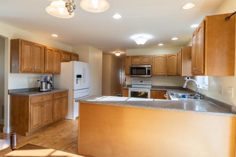 15 Lubear Way Auburn ME 04210