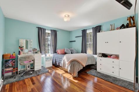 24 Solomon Drive Gorham ME 04038