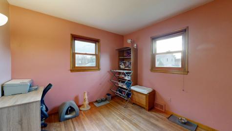 4 Carson Street Auburn ME 04210