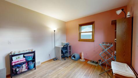 4 Carson Street Auburn ME 04210