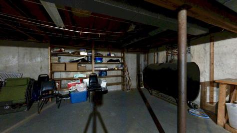 4 Carson Street Auburn ME 04210