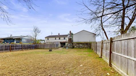 4 Carson Street Auburn ME 04210