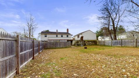 4 Carson Street Auburn ME 04210