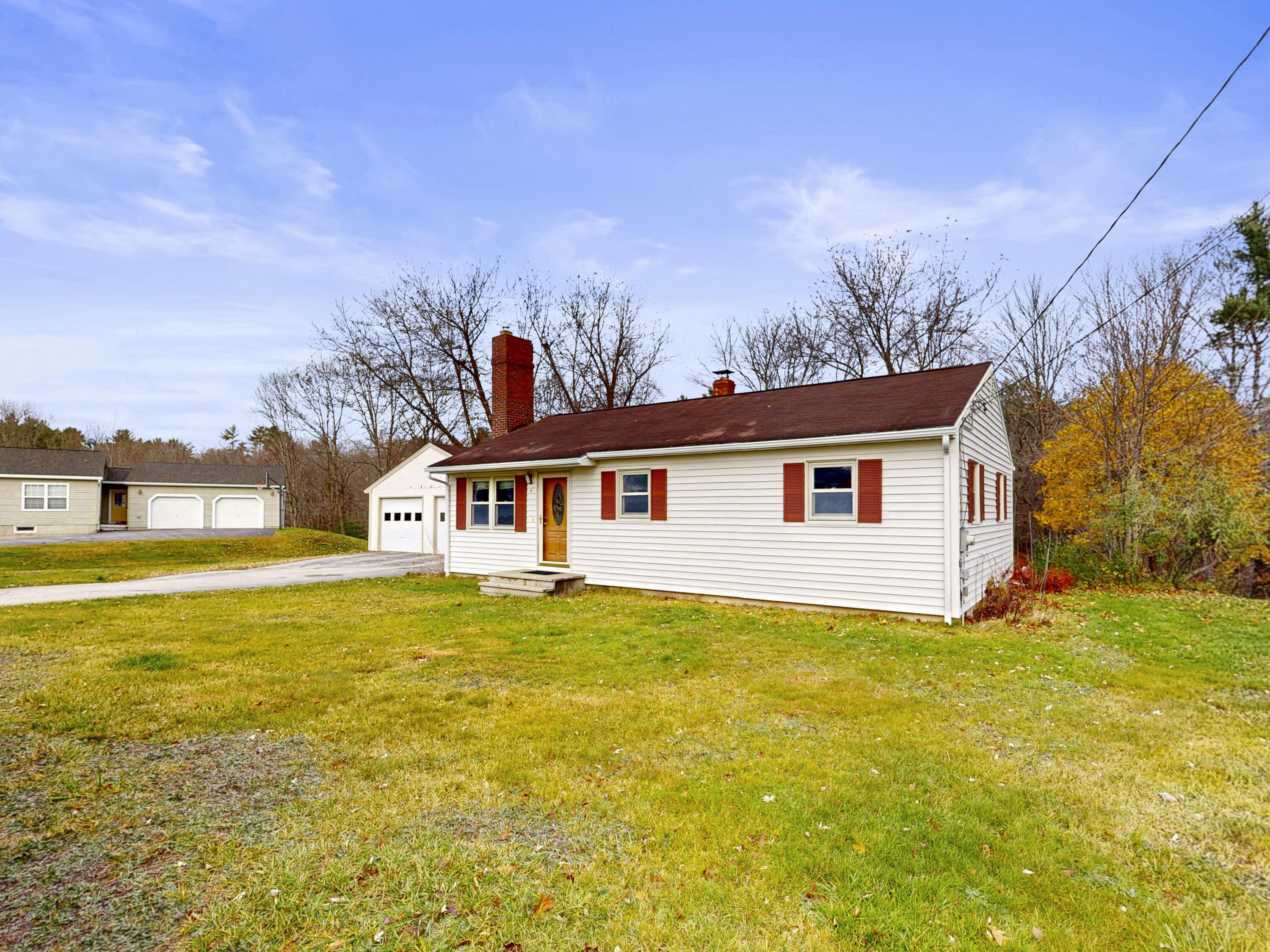 4 Carson Street Auburn ME 04210