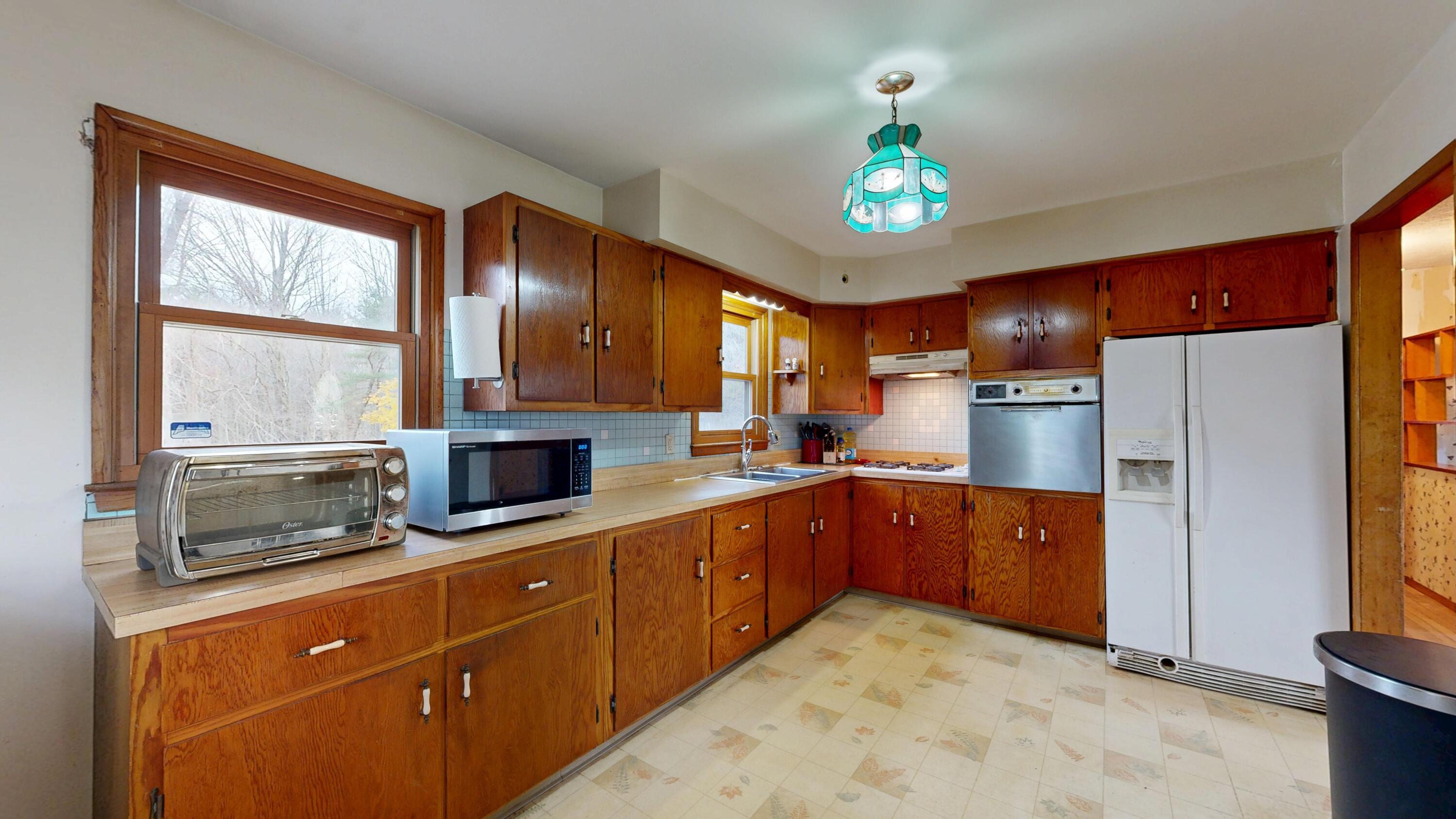 4 Carson Street Auburn ME 04210