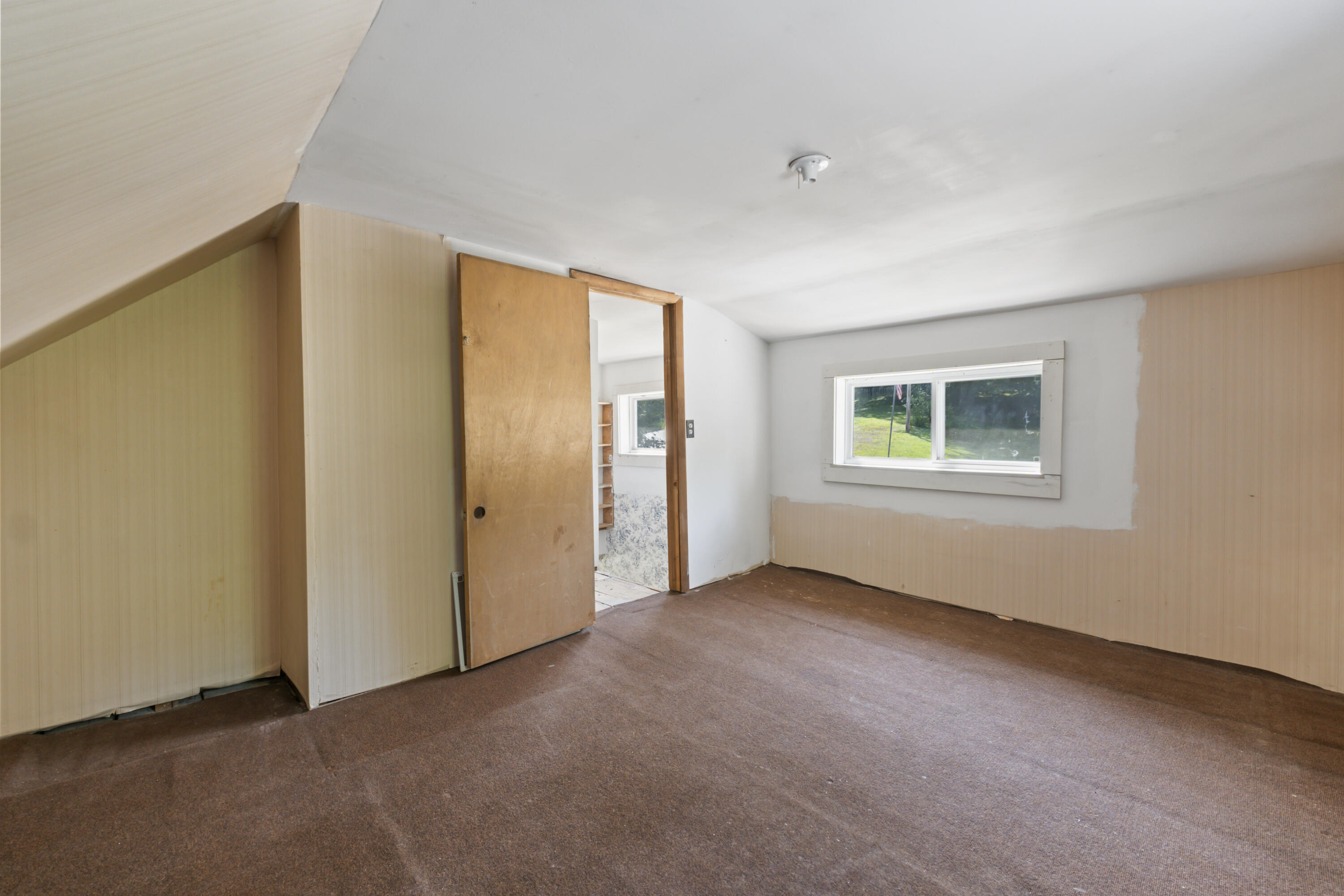 27 N Wayne Road Wayne ME 04284