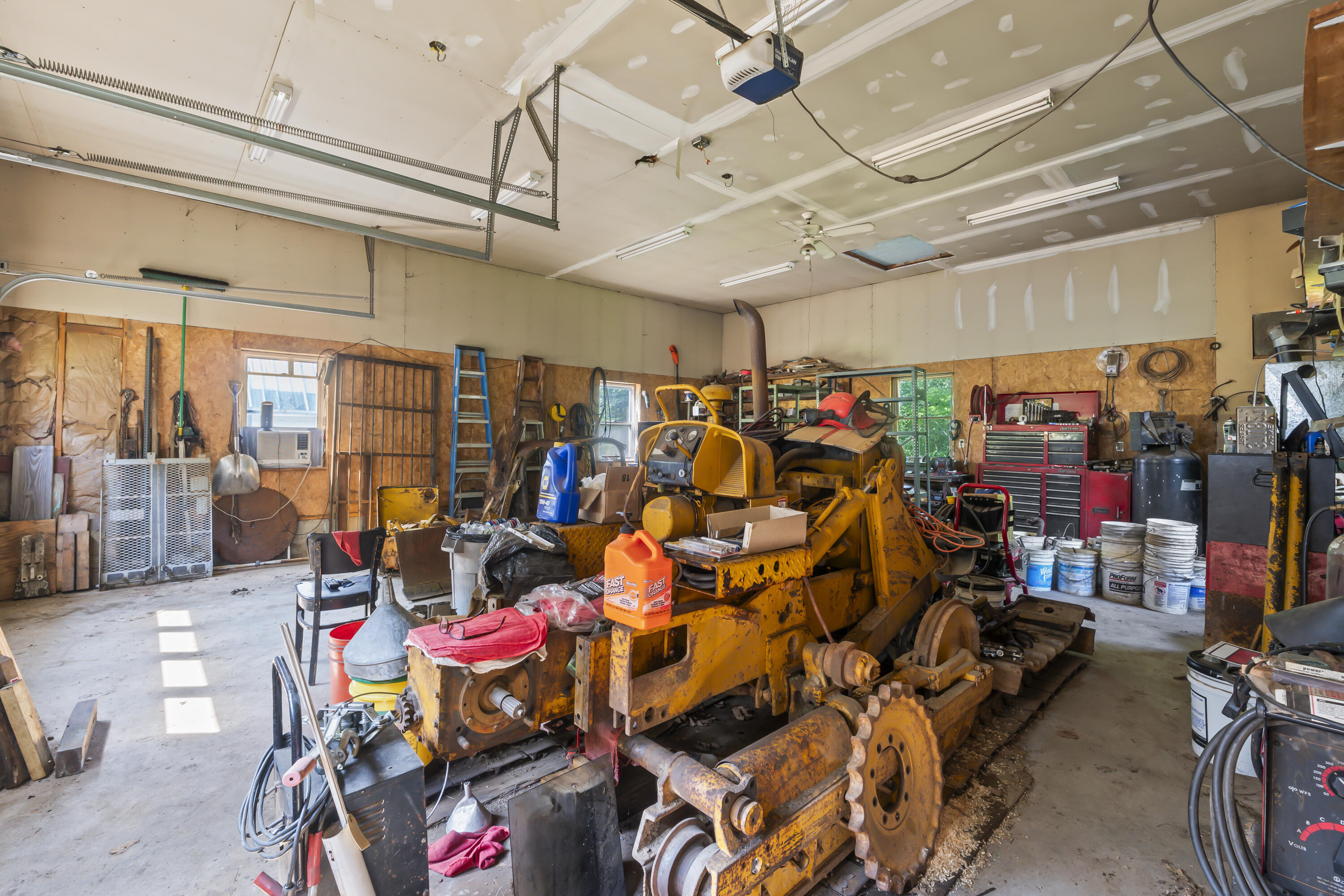 27 N Wayne Road Wayne ME 04284