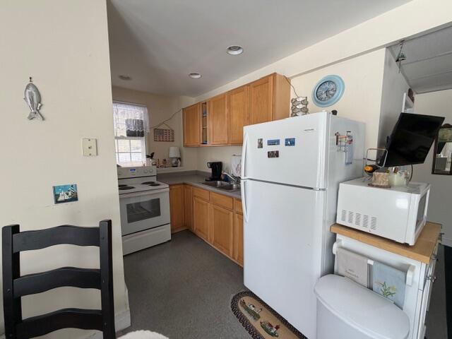 24 Jason Circle Boothbay ME 04537