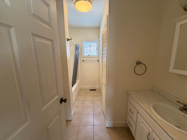 24 Jason Circle Boothbay ME 04537