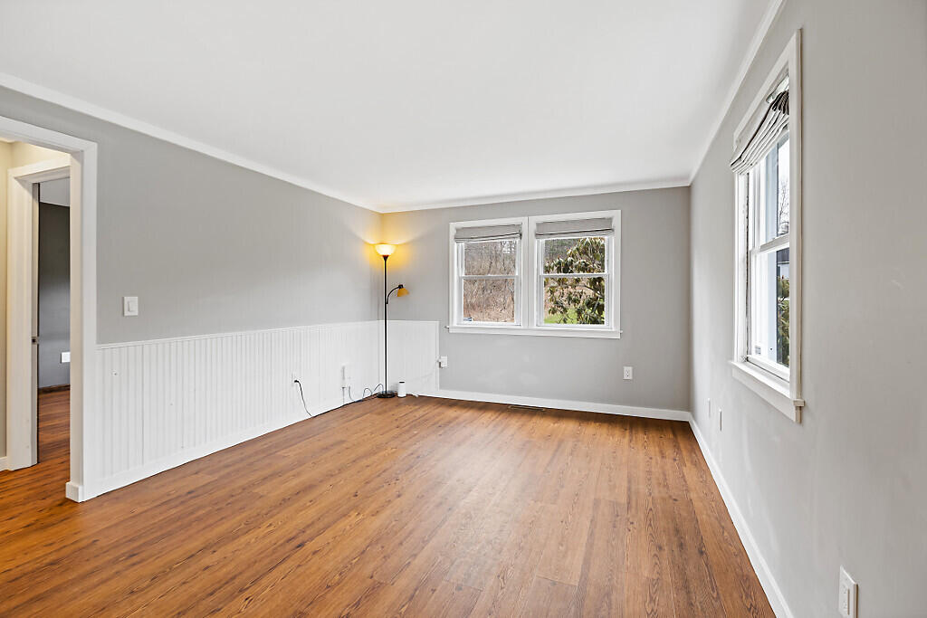 19 Alexandra Drive Gardiner ME 04345
