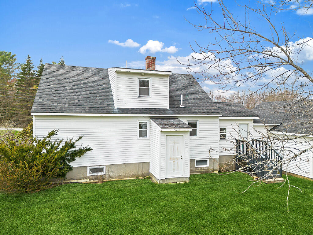 19 Alexandra Drive Gardiner ME 04345