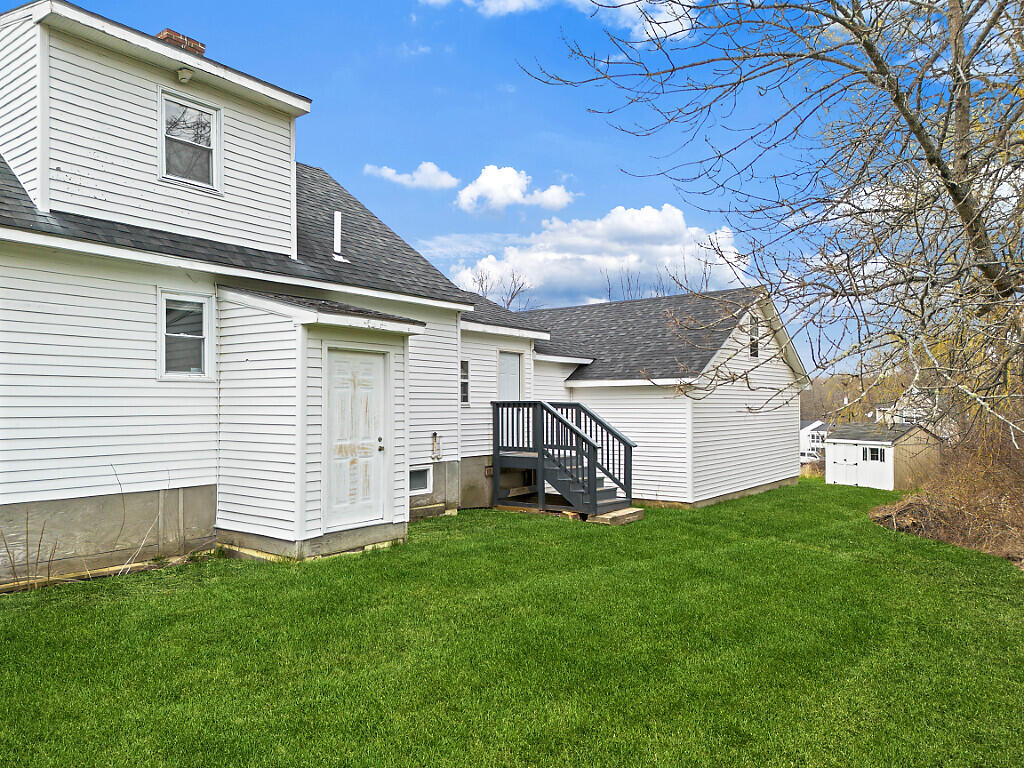 19 Alexandra Drive Gardiner ME 04345